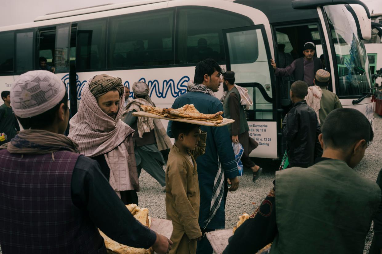 <p>Buses leave the Campani area of Kabul for the south </p> (Lorenzo Tugnoli for The Washington Post)