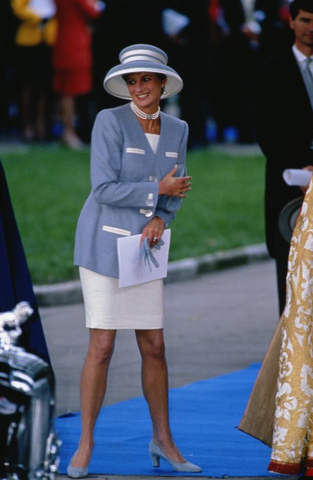 The Biggest and Best Royal Wedding Hats of All Time  Lady sarah chatto,  Lady sarah armstrong jones, Zara phillips wedding