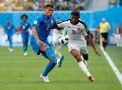 Soccer Football - World Cup - Group E - Brazil vs Costa Rica - Saint Petersburg Stadium, Saint Petersburg, Russia - June 22, 2018 Costa Rica's Johan Venegas in action with Brazil's Thiago Silva REUTERS/Max Rossi