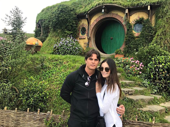 Ximena Navarrete y Juan Carlos Valladares en su romántica luna de miel