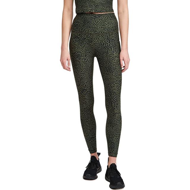 Oprah's “Favorite” Leggings Are Now 20% Off Just for InStyle Readers