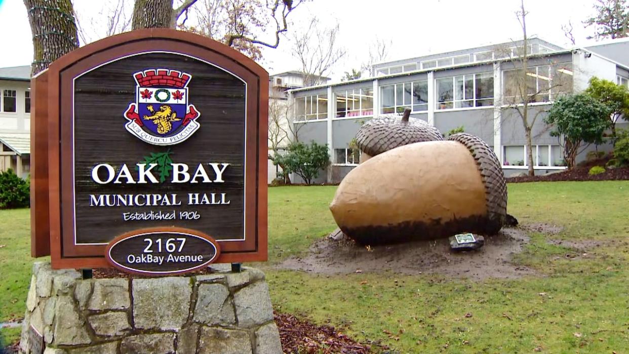 Oak Bay, on Vancouver Island, has been ordered by the province to add over 600 new units of housing by 2028. (Michael McArthur/CBC - image credit)