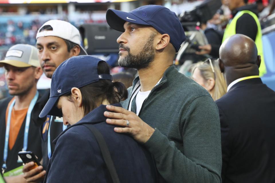 The <em>Dolemite Is My Name</em> actor watched the San Francisco 49ers take on the Kansas City Chiefs alongside wife Elisa. 