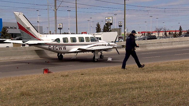 Plane crew that landed on Calgary road did 'exemplary job', says company