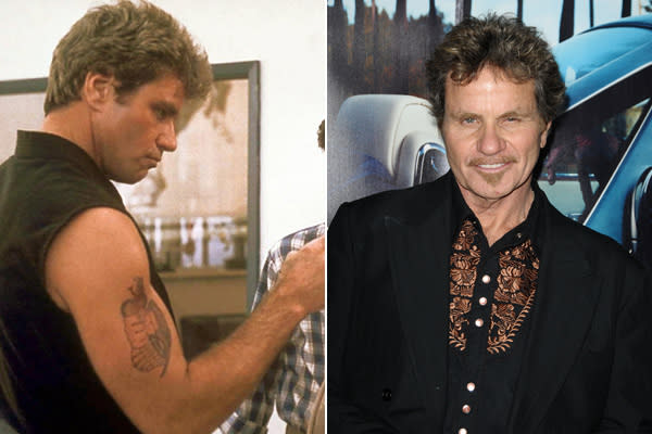 Neben seinem Auftritt als gnadenloser Karate-Lehrer John Kreese schnüffelte Martin Kove in den 80ern im TV-Hit „Cagney & Lacey“ als Detektiv Victor Isbecki Verbrechern hinterher und gab in „Rambo II“ einen Helikopter-Piloten. Der 65-jährige Kove steht immer noch fleißig vor der Kamera – allerdings vorwiegend in Serien-Gastrollen (u.a. in „Diagnose: Mord) und B-Movies. (Bilder: ddp images/Getty Images)