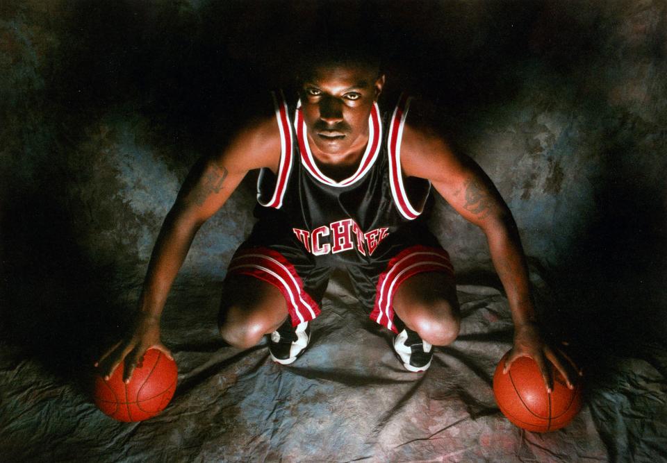 Former Buchtel star Doylan Robinson poses for a portrait on April 28, 1998.