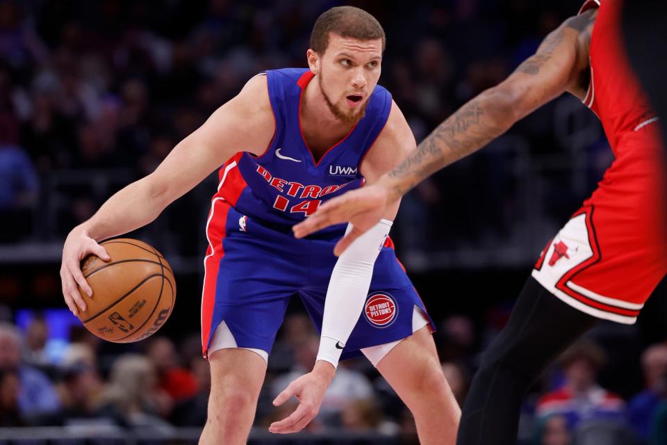 Pistons guard Malachi Flynn dribbles in the first half against the Bulls on Thursday, April 11, 2024, at Little Caesars Arena.