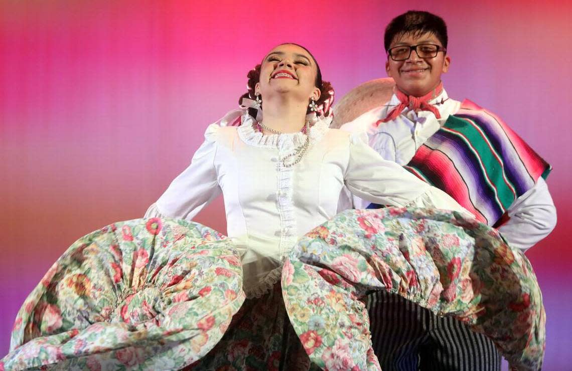 Nayeli Jaime and Rodrigo Pérez perform ‘Jarabe Pateño’ from Coahuila at the Central East Danzantes de Tláloc 25th anniversary show at the Performing Arts Center on May 26, 2023.