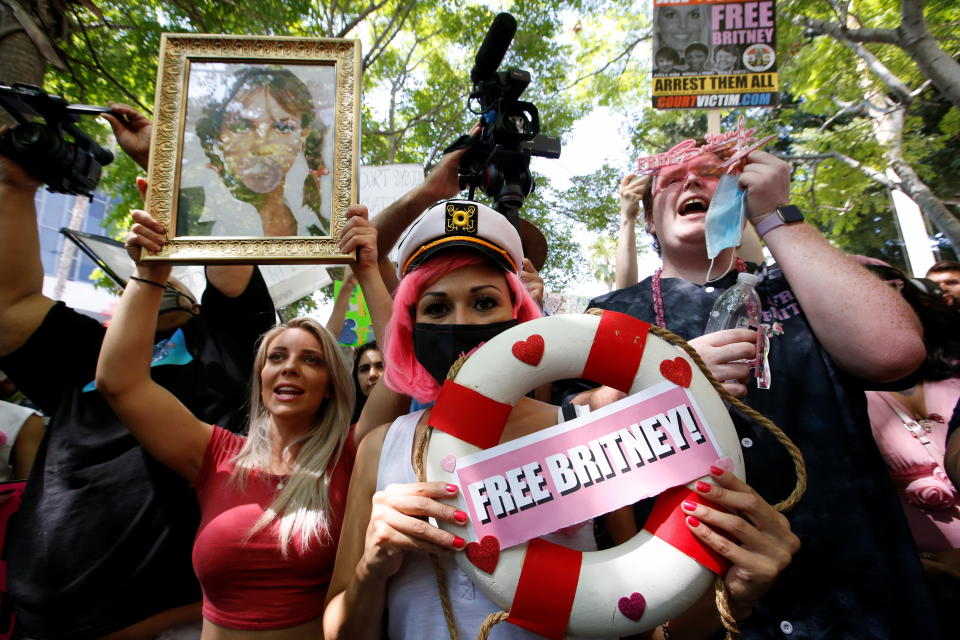 People protest in support of pop star Britney Spears on the day of a conservatorship case hearing at Stanley Mosk Courthouse in Los Angeles, California, U.S., July 14, 2021.  REUTERS/Mario Anzuoni