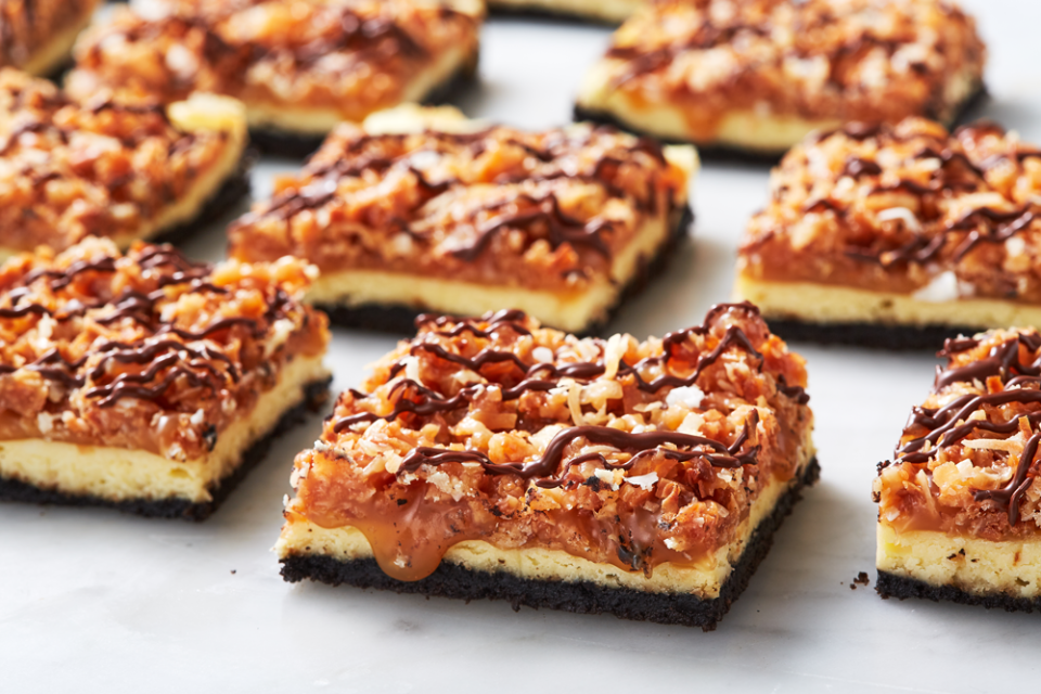 samoa cheesecake bar