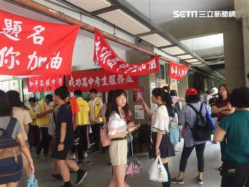 大學指考延至7月3日到5日舉行，但後續作業通通如期進行。（圖／記者簡若羽攝影）