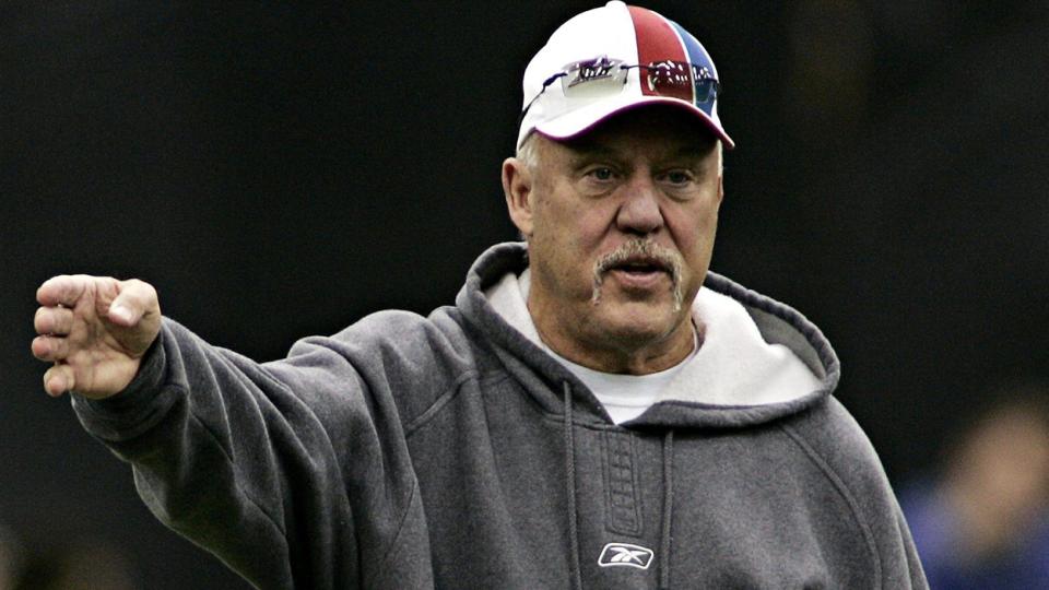 Former Montreal head coach Don Matthews was frequently accused of spying on opponents' practices. (Radio-Canada.)