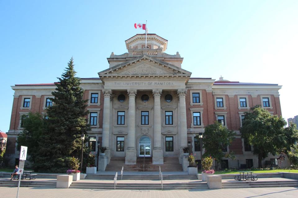 The University of Manitoba Rady Faculty of Health Sciences has received more than $735,000 to help 400 - 500 foreign trained health professionals find work in their fields.