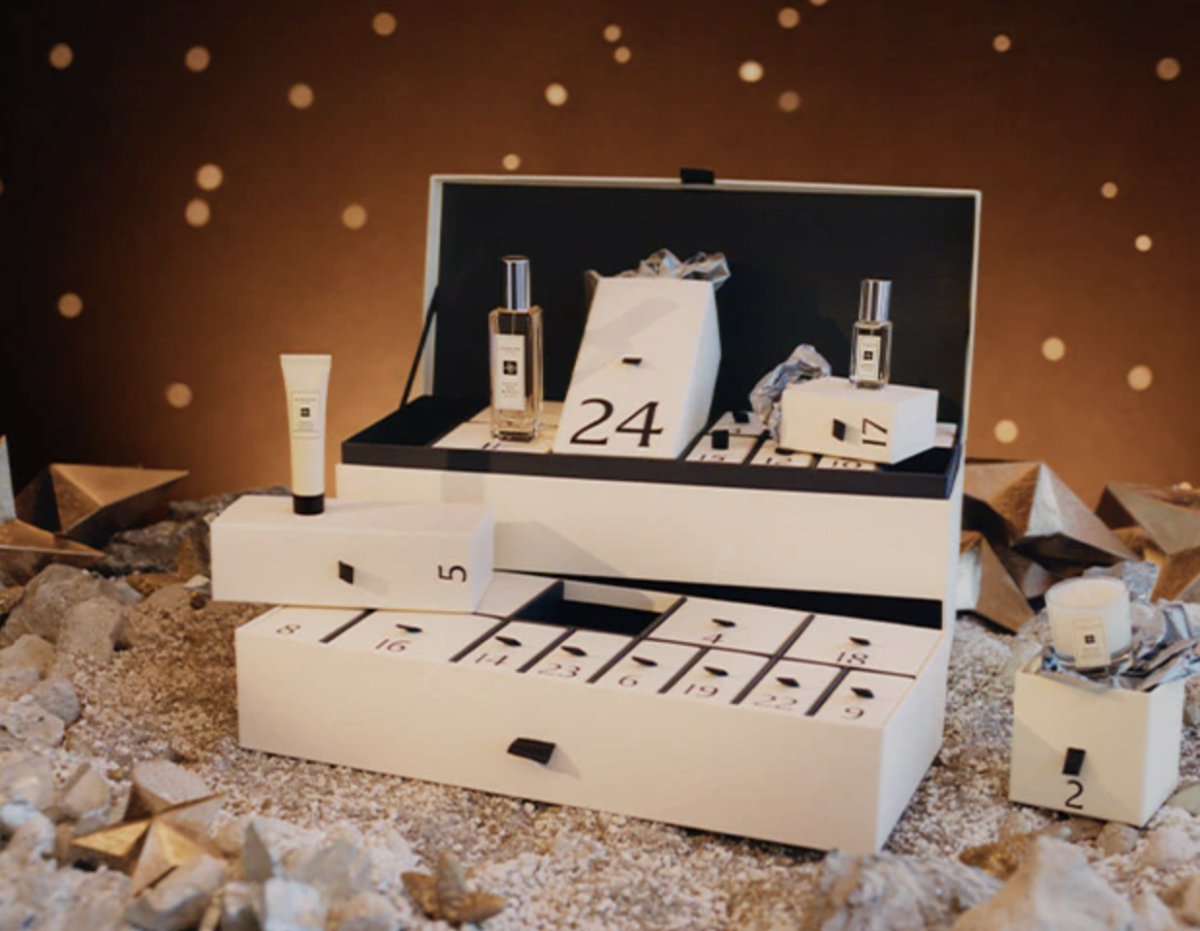 New- Louis Vuitton 2021 Advent Calendar featuring a beautiful