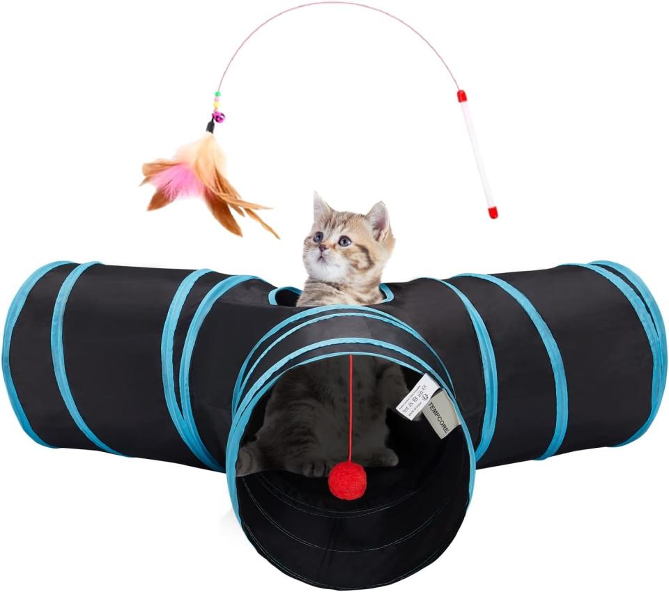 These Are Amazon's Best-Selling Cat Toys & Prices Start at Just $5