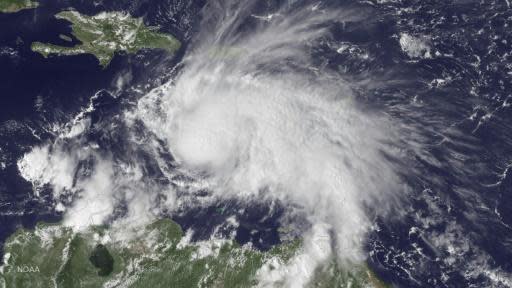 Hurricane Matthew powers to Category 4 major storm: US