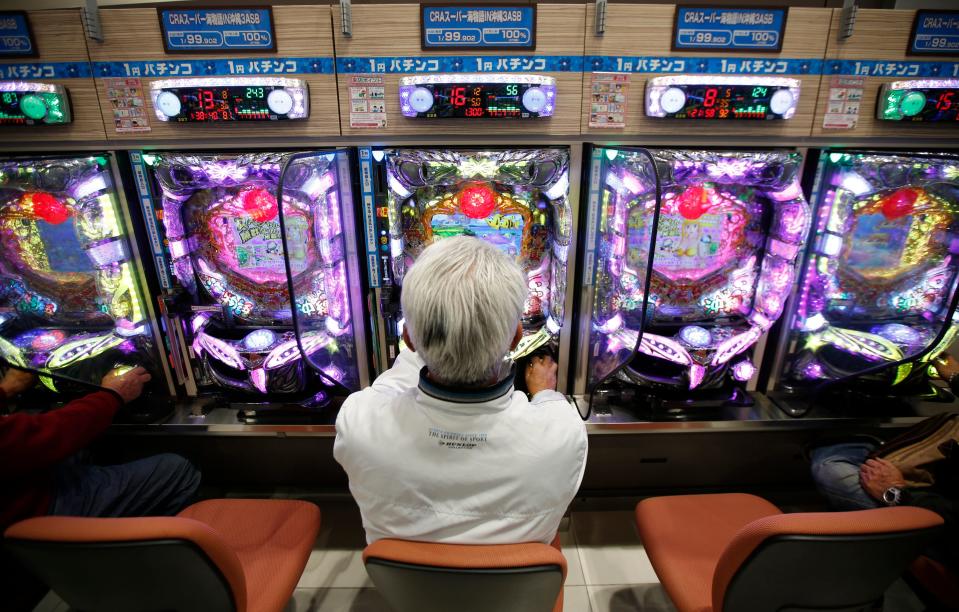 old person casino slot machine gambling elderly