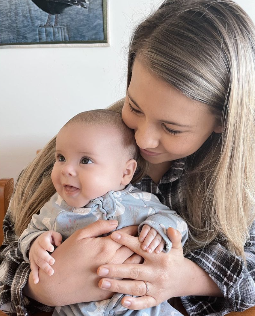 Bindi Irwin poses with her daughter, Grace Warrior. 