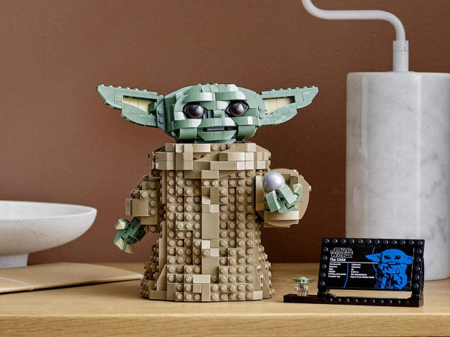 Lego's Baby Yoda set is ready just in time for more 'Mandalorian
