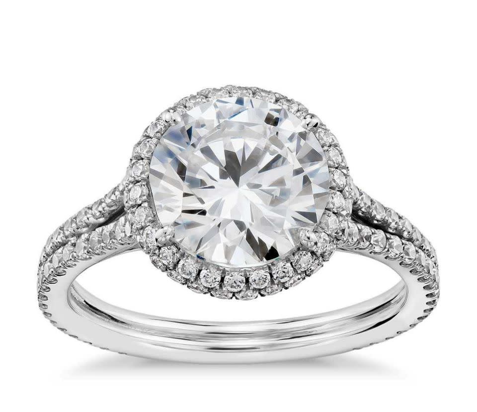 A former royal jeweller thinks harry will propose with a diamond halo ring. Source: Blue Nile