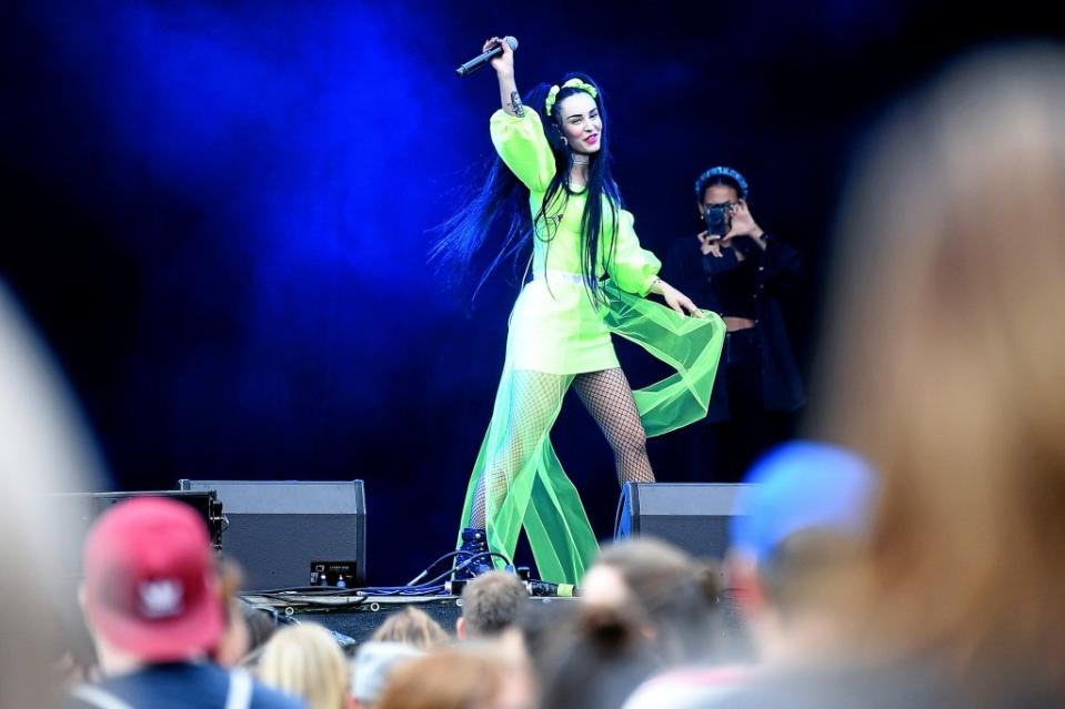 Ilira beim Lollapalooza Festival 2019<span class="copyright">Britta Pedersen / dpa</span>