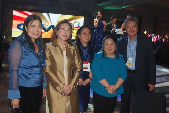 GMA AVP for Entertainment TV Redgie Acuña-Magno, GMA Kapuso Foundation EVP and COO Mel Tiangco, President and COO of GMA Marketing and Productions, Inc Lizelle G. Maralag, GMA Network SVP for News and Public Affairs Marissa Flores, Executive Vice President and CFO Felipe S. Yalong