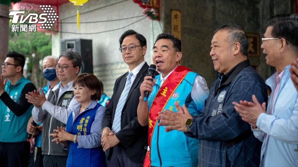 桃園市長張善政親臨現場相當感動。（圖／桃園市政府提供）