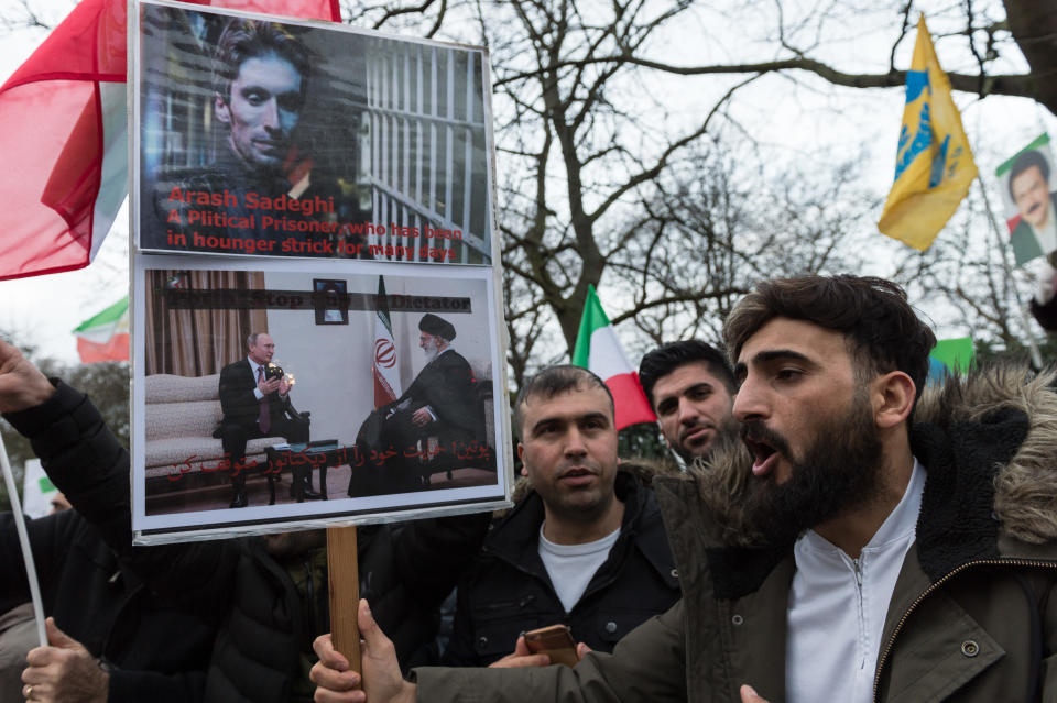 <p>A group of demonstrators associated with National Council of Resistance of Iran (NCRI) gather outside the Iranian Embassy in London to show solidarity with anti-government protesters in Iran and demand an end to the Islamic Republic and the Iranian establishment, Jan. 6, 2018. (Photo: Wiktor Szymanowicz/REX/Shutterstock) </p>