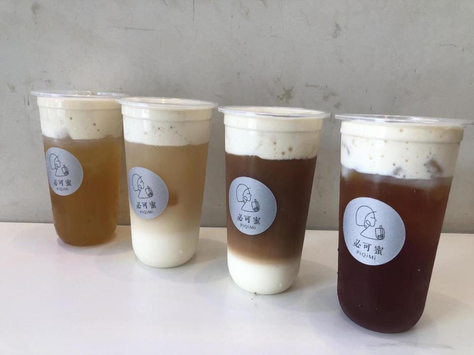 由左到右，茉莉豆奶霜(80元/杯)、茉茉包二奶９ 95元／杯）、秘密包二奶（95元／杯）、古香豆奶霜（80元／杯）