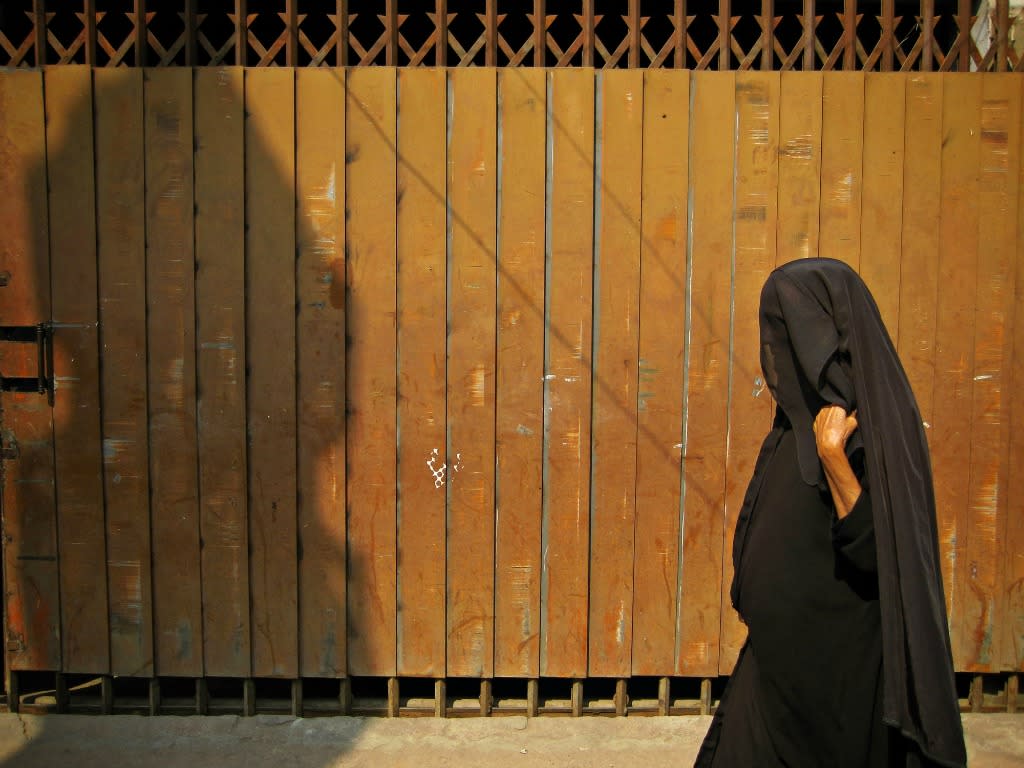 Women will no longer be able to wear burkas in some public places in the Netherlands if the law is passed. (Photo: Getty)