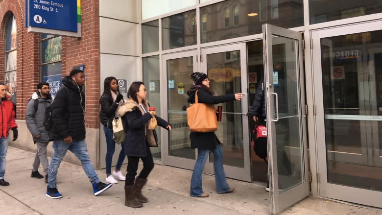 Ontario college students return to classrooms after 5 week strike