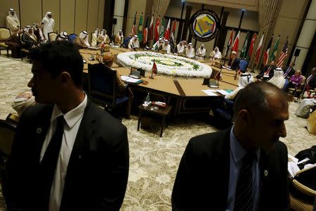 U.S. Secretary of State John Kerry joins Gulf Cooperation Council (GCC) leaders for the GCC ministerial meetings in Manama, Bahrain April 7, 2016. REUTERS/Jonathan Ernst