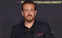 Inzwischen ist Jason Segel wieder gut beschäftigt: In der HBO-Serie "Winning Time: The Rise of the Lakers Dynasty" spielt er den legendären Basketball-Coach Paul Westheadd, aktuell dreht er zudem für AppleTV+ die Comedy-Serie "Shrinking". (Bild: Jon Kopaloff/Getty Images)