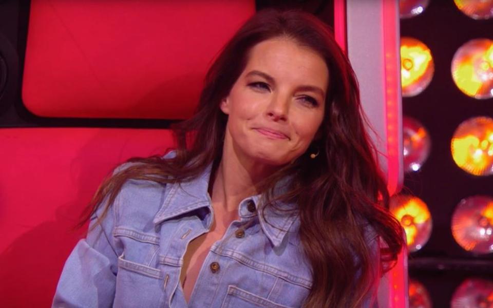 Deutschpop &quot;weinerlich&quot; und immer &quot;gleich&quot;:  Yvonne Catterfeld redet sich um Kopf und Kragen