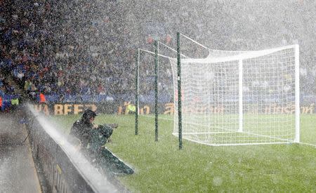 Football Soccer Britain - Leicester City v Swansea City - Premier League - King Power Stadium - 27/8/16 Rain falls during the game Action Images via Reuters / Carl Recine Livepic