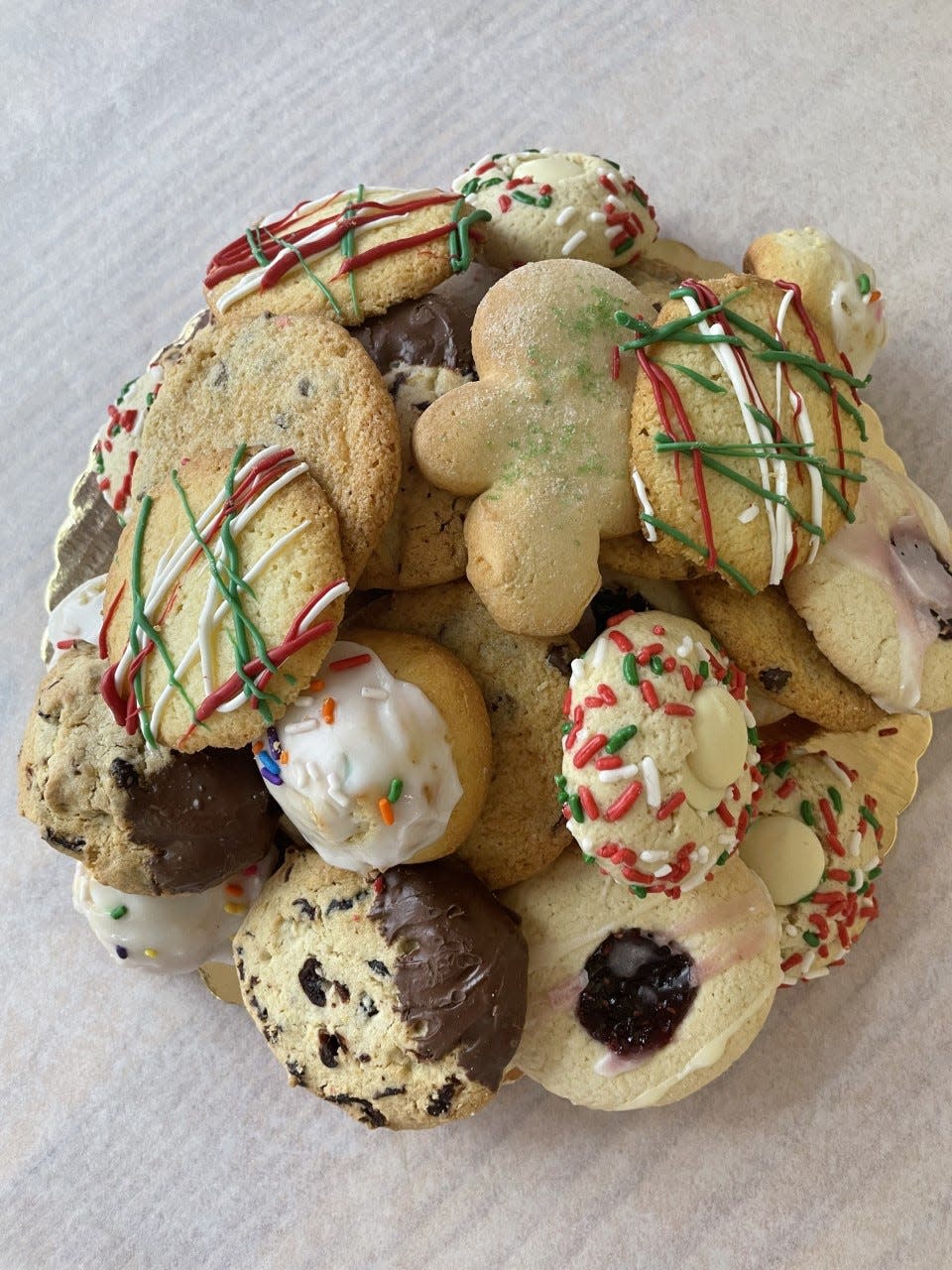 Three Wishes Bakery makes all gluten and nut free items. Their two pound cookie trays feature seven different cookies for $40.