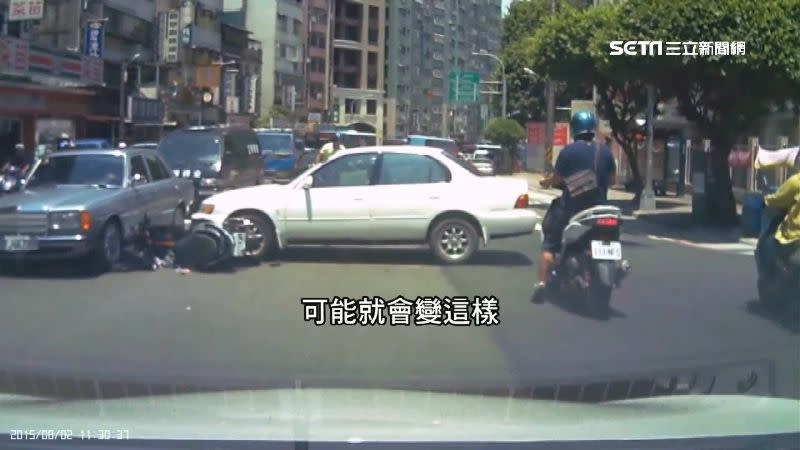 汽車從斜坡往下衝的案例層出不窮。