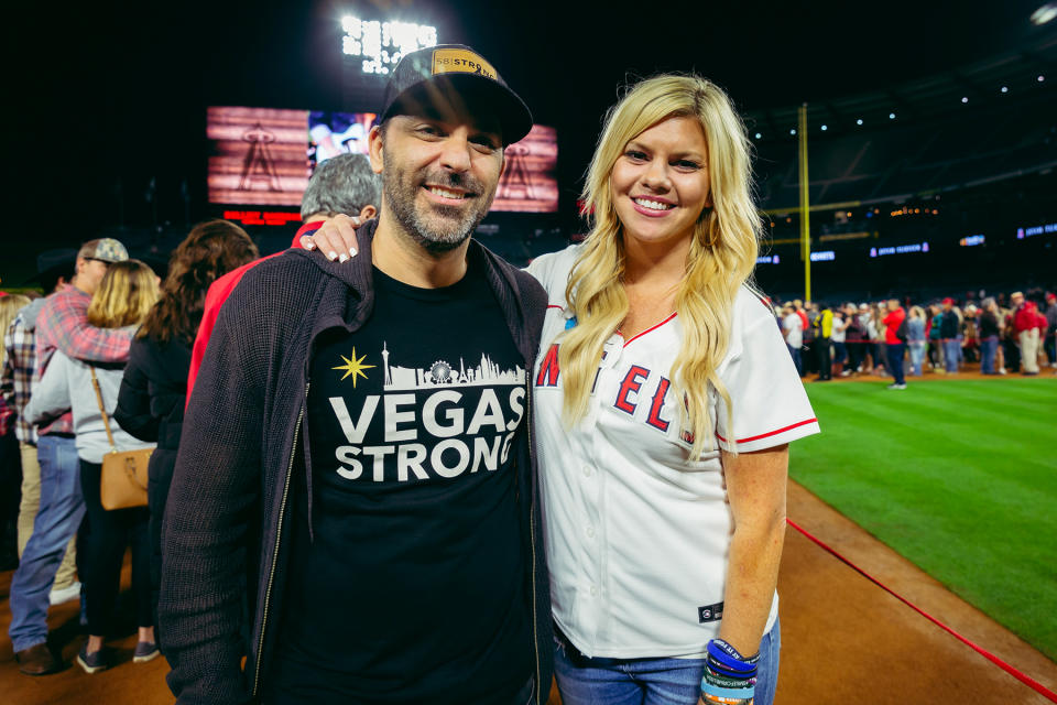 Melissa Williams (right), founder of 58 Strong, poses with Mark Gray (left), RS writer and also a survivor from the Route 91 Vegas shooting.