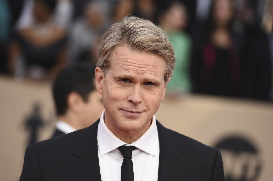 Cary Elwes arrives at the 24th annual Screen Actors Guild Awards at the Shrine Auditorium & Expo Hall on Sunday, Jan. 21, 2018, in Los Angeles. (Photo by Jordan Strauss/Invision/AP)