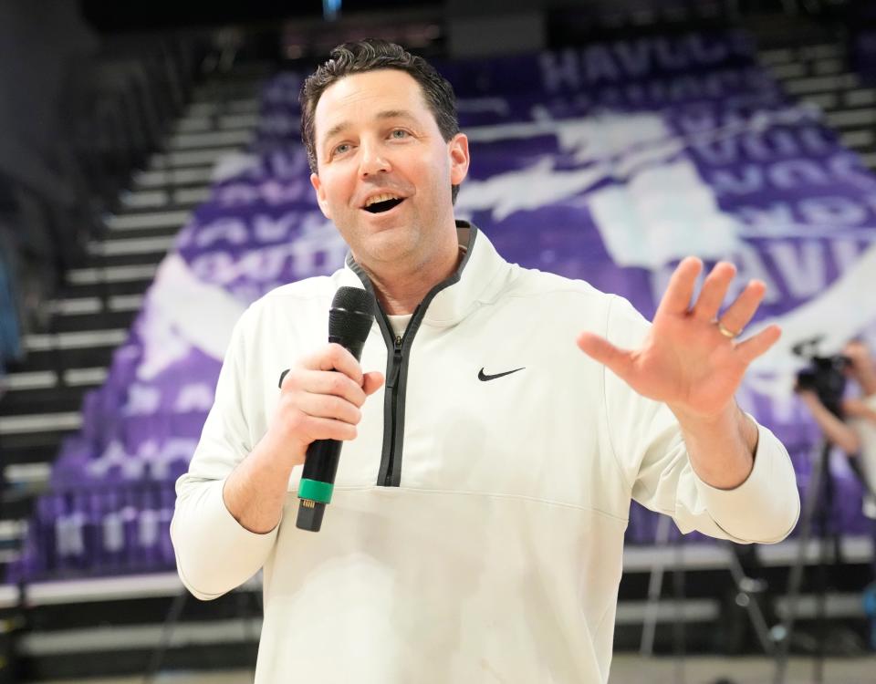 Grand Canyon University head coach Bryce Drew speaks to the crowd after bracket seeding during an NCAA Selection Show watch party at GCU Arena in Phoenix on March 12, 2023.