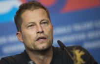 <p>Mit “Manta, Manta”, “Der bewegte Mann” oder “Keinohrhasen” wurde Til Schweiger in Deutschland zum Star. Inzwischen ist der charmante Schauspieler auch auf dem internationalen Filmparkett tätig und stand schon neben Brad Pitt und Reese Witherspoon vor der Kamera. [Bild-Copyright: Gero Breloer/AP)</p>