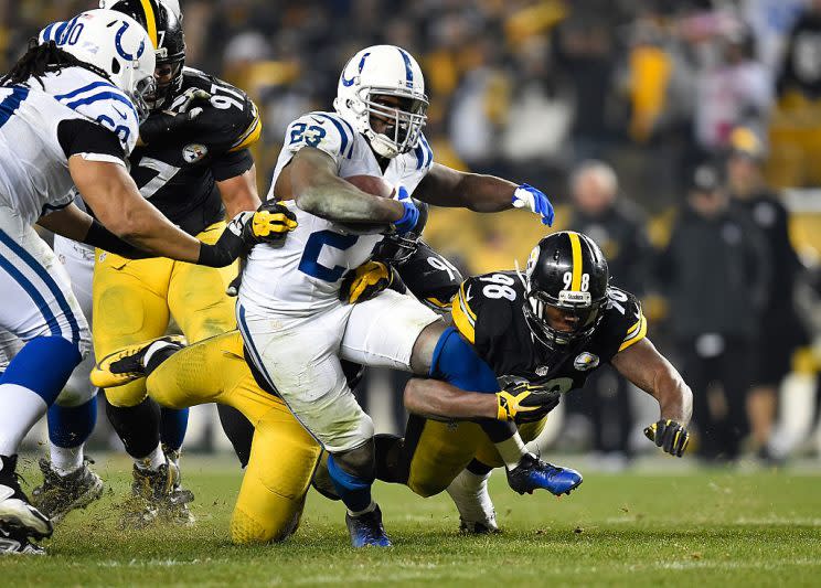 Have a little respect for the career active career rushing leader, please. (Photo by Joe Sargent/Getty Images)