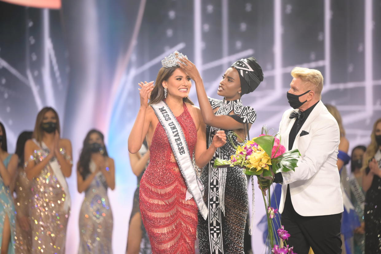 Andrea Meza, Miss Universe Mexico 2020 is crowned Miss Universe by Miss Universe 2019 Zozibini Tunzi at the conclusion of the 69th Miss Universe Competition on May 16, 2021 at the Seminole Hard Rock Hotel & Casino in Hollywood, Florida. The new winner will move to New York City where she will live during her reign and become a spokesperson for various causes alongside The Miss Universe Organization. 

