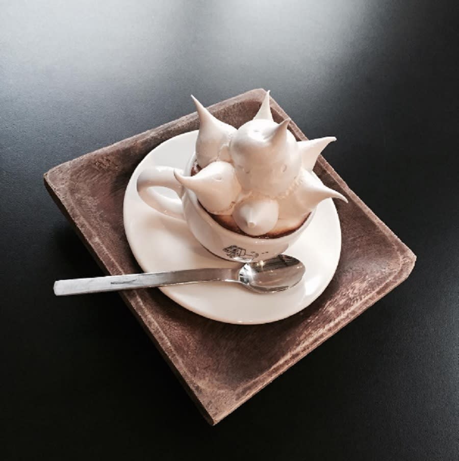 “Meringue coffee” is about to be your new favorite Instagram trend, but it’s almost too beautiful to drink