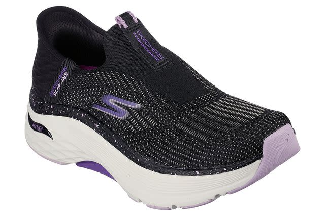 <p>Skechers</p>