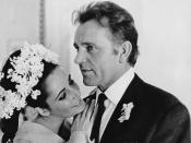 <p>Liz Taylor und Richard Burton befanden ihre Scheidung zehn Jahre nach der ersten Heirat als Fehler. 1975 heirateten sie zum zweiten Mal. Das Glück war von kurzer Dauer, 1976 folgte die endgültige Scheidung. (Bild: William Lovelace/Evening Standard/Getty Images)</p>