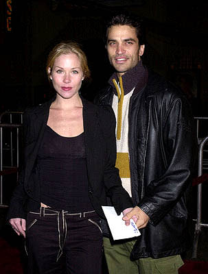 Christina Applegate and Johnathon Schaech at the Hollywood premiere of Vanilla Sky