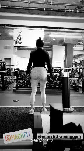 Ariel Winter working out in the gym