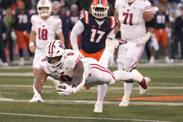 Badgers beat Fighting Illini after 18-point fourth-quarter comeback