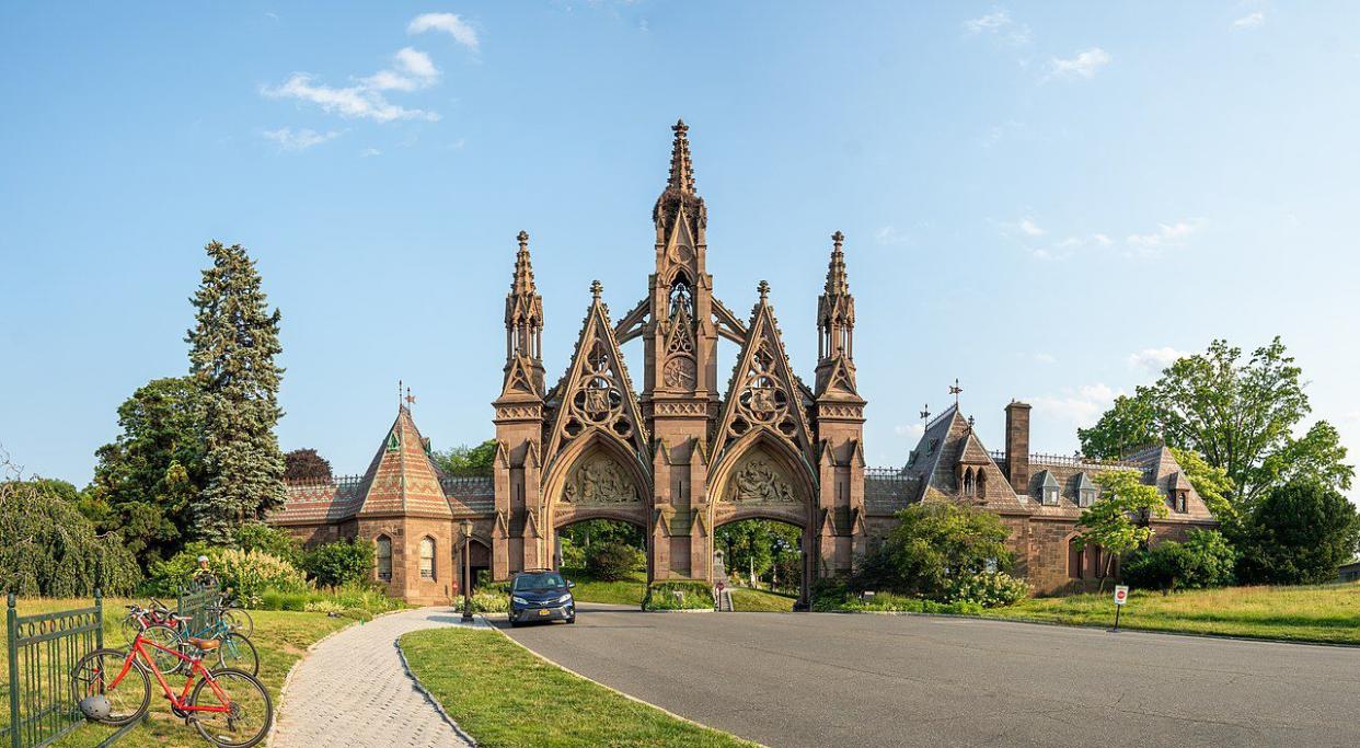 Green-Wood Cemetery